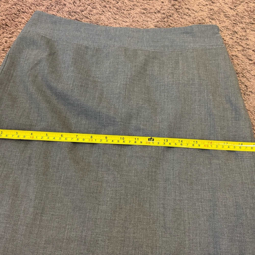 The Limited LUXE Gray Wool Blend Pencil Straight Skirt Size 8 - Picture 6 of 7